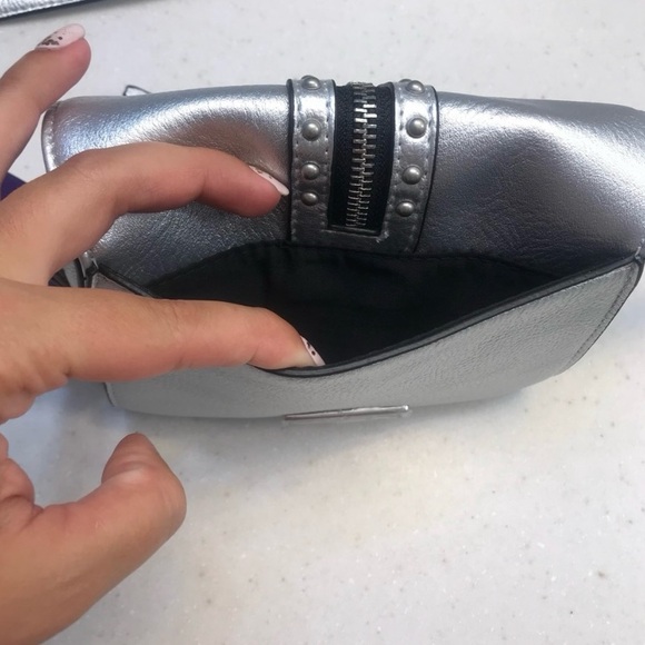 Metallic Zipper Crossbody - Picture 6 of 6